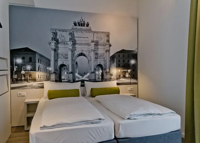 Super 8 By Wyndham West 3* Μόναχο