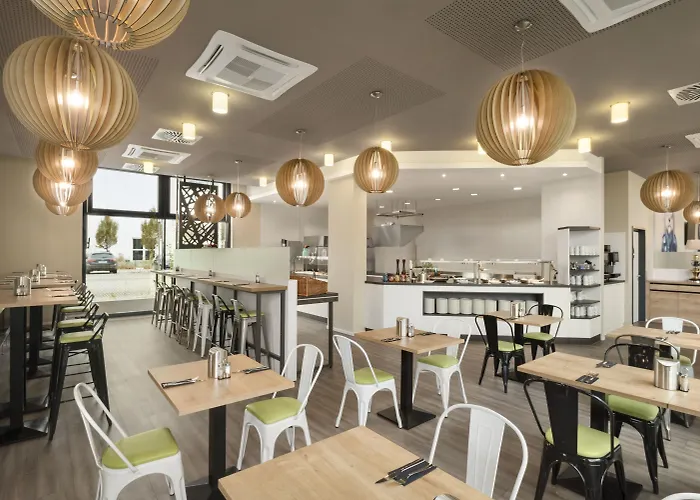 Super 8 By Wyndham West Ξενοδοχείο