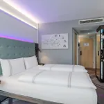 Premier Inn München City West Hotel 3*