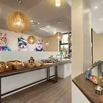 慕尼黑城西温德姆速8酒店 3*