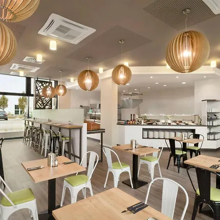 Super 8 By Wyndham West 3* Monachium