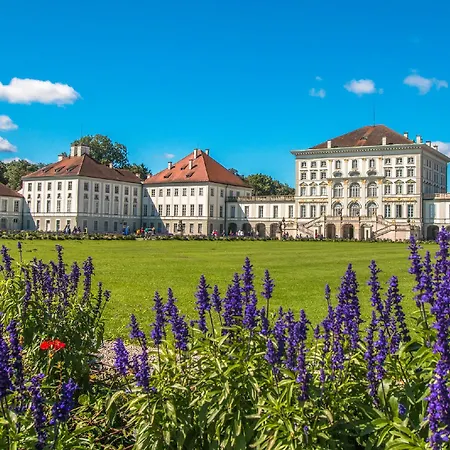 Premier West - Neu Bei Premier Szálloda 3*