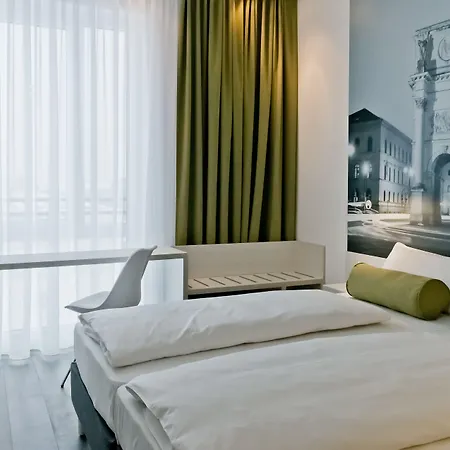 Premier West - Neu Bei Premier München