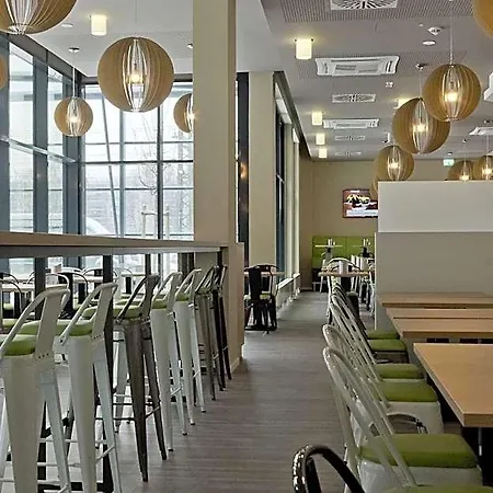 Premier West Hotel München