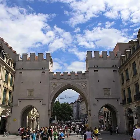 Premier West فندق ميونيخ