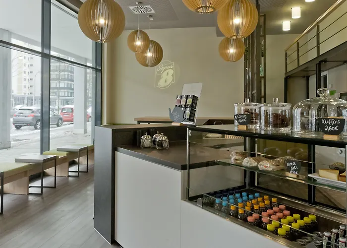 Super 8 By Wyndham West 3*