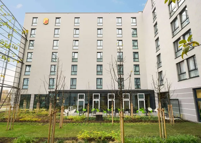 Super 8 By Wyndham West Hotel Monachium