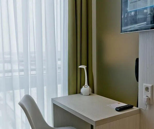 Super 8 By Wyndham West Hotel Monachium