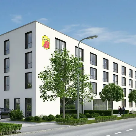 Super 8 By Wyndham West München