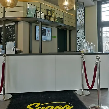 Super 8 By Wyndham West Hotel München