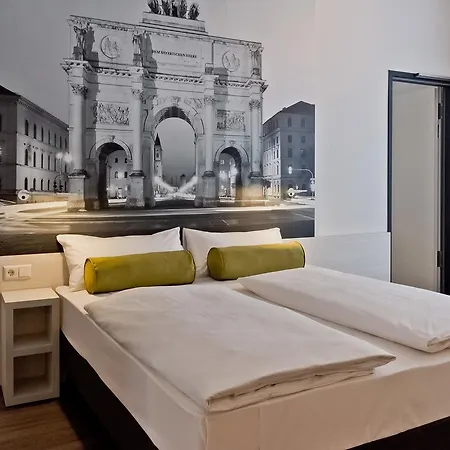 Super 8 By Wyndham West München