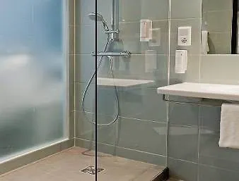 Super 8 By Wyndham West Hotel München