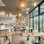 Premier Inn Muenchen City West Hotel